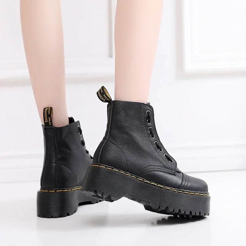 Titova Boots