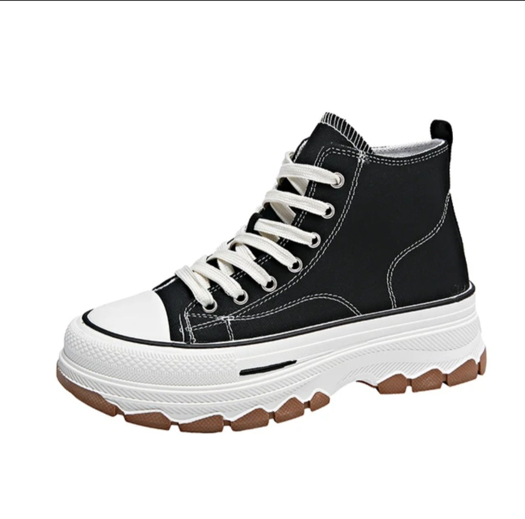 Maggie Q-Canvas Sneakers