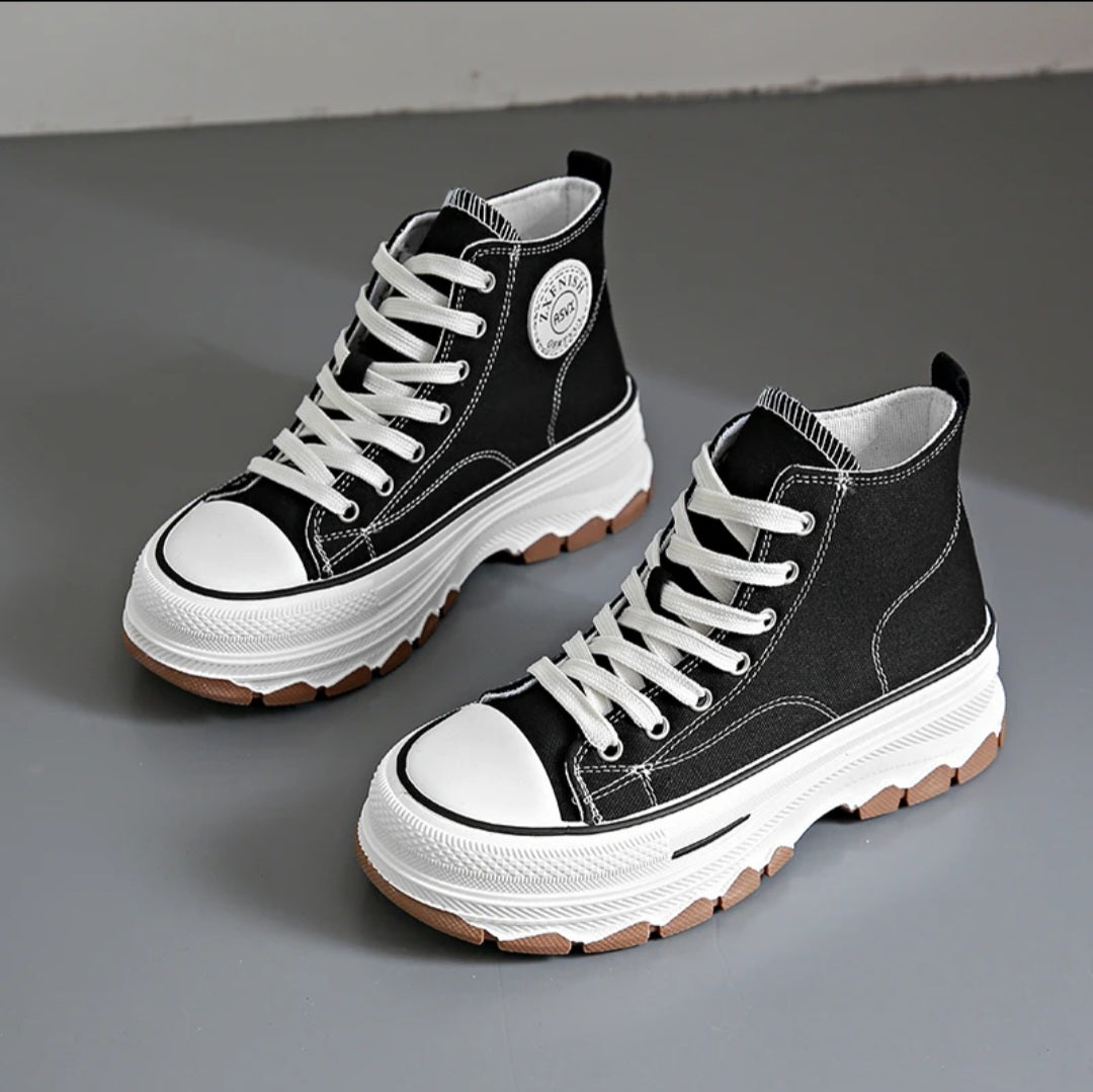 Maggie Q-Canvas Sneakers