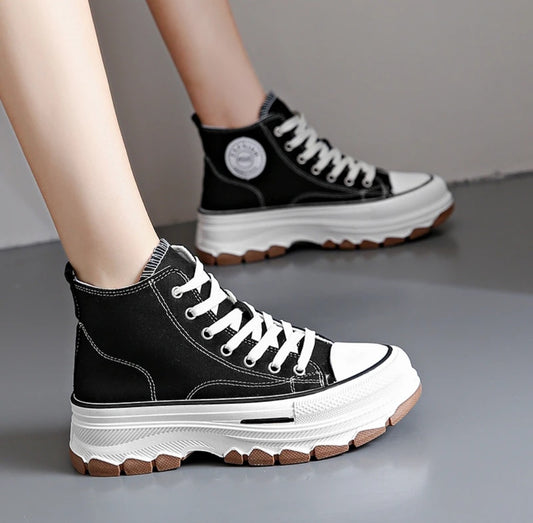 Maggie Q-Canvas Sneakers